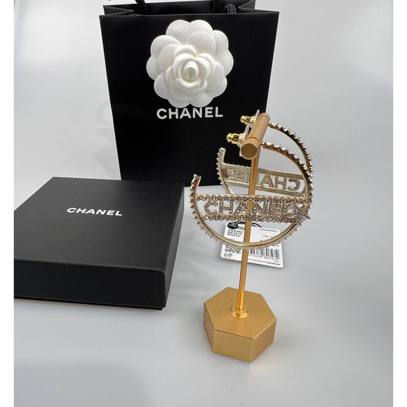 NIB Chanel Track 22S Series Large Hoop Earrings - Picture 9 of 13